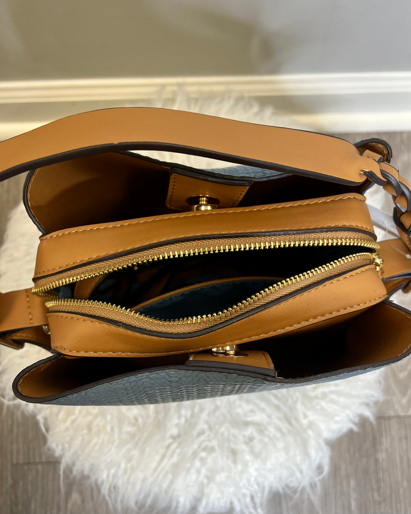 Woven Bucket Bag