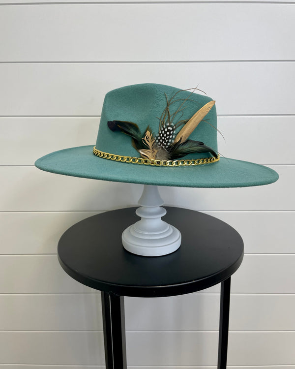 Teal Chain Hat w/Bronze