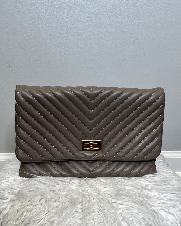 Victoria Clutch